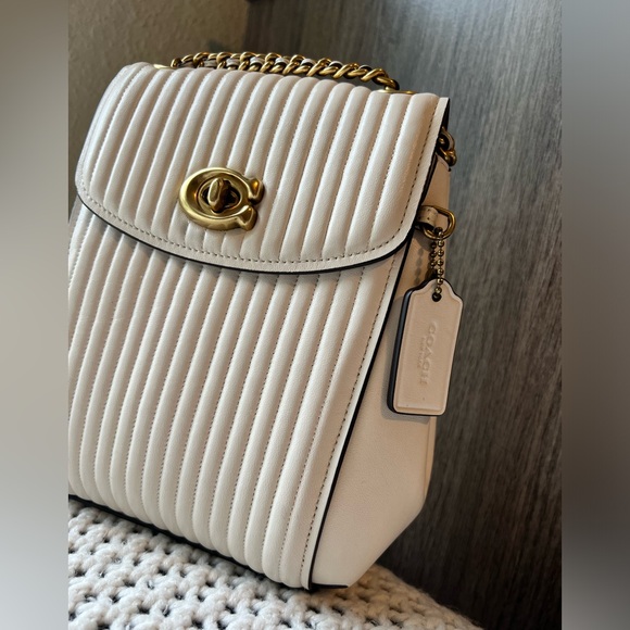 Coach Parker 16 backpack - Picture 5 of 8